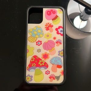Wildflower Mushroom case | iphone 11